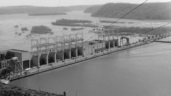 Safe Harbor hydroelectric dam on Susquehanna River