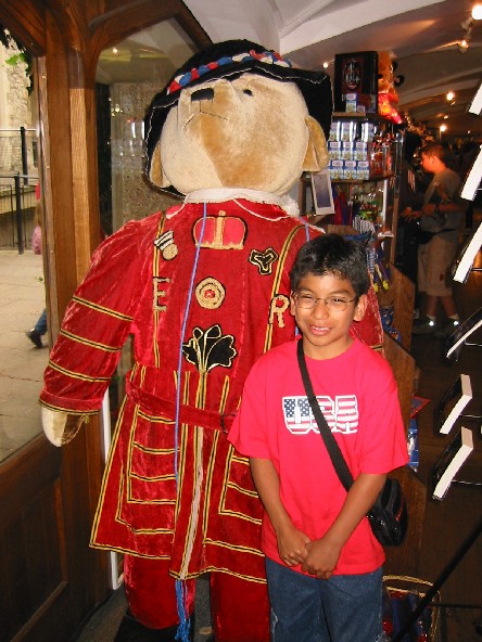 Image of Scott at Gift Shop
in Tower of London