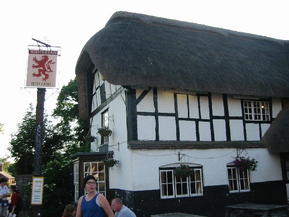 Image of Red Lion Pub
in Avebury