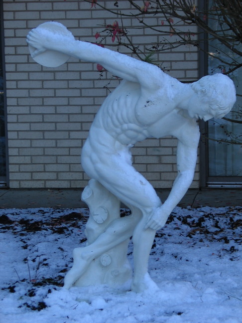 Image of Discus Thrower Statue