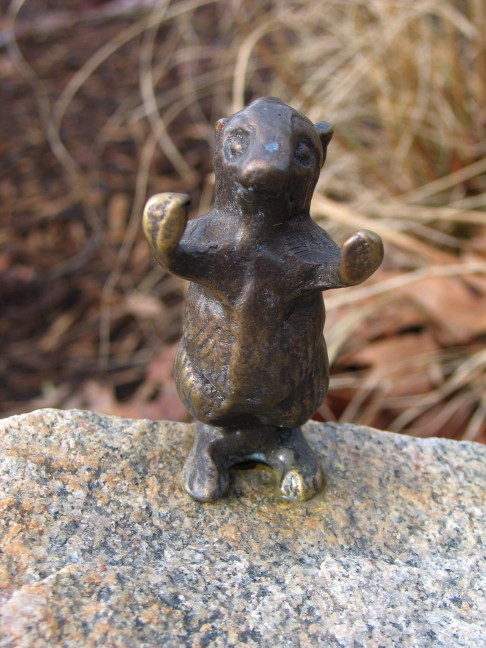 Image of Closeup of bronze mouse