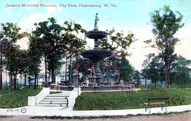 Image of Jackson Fountain in Parkerburg